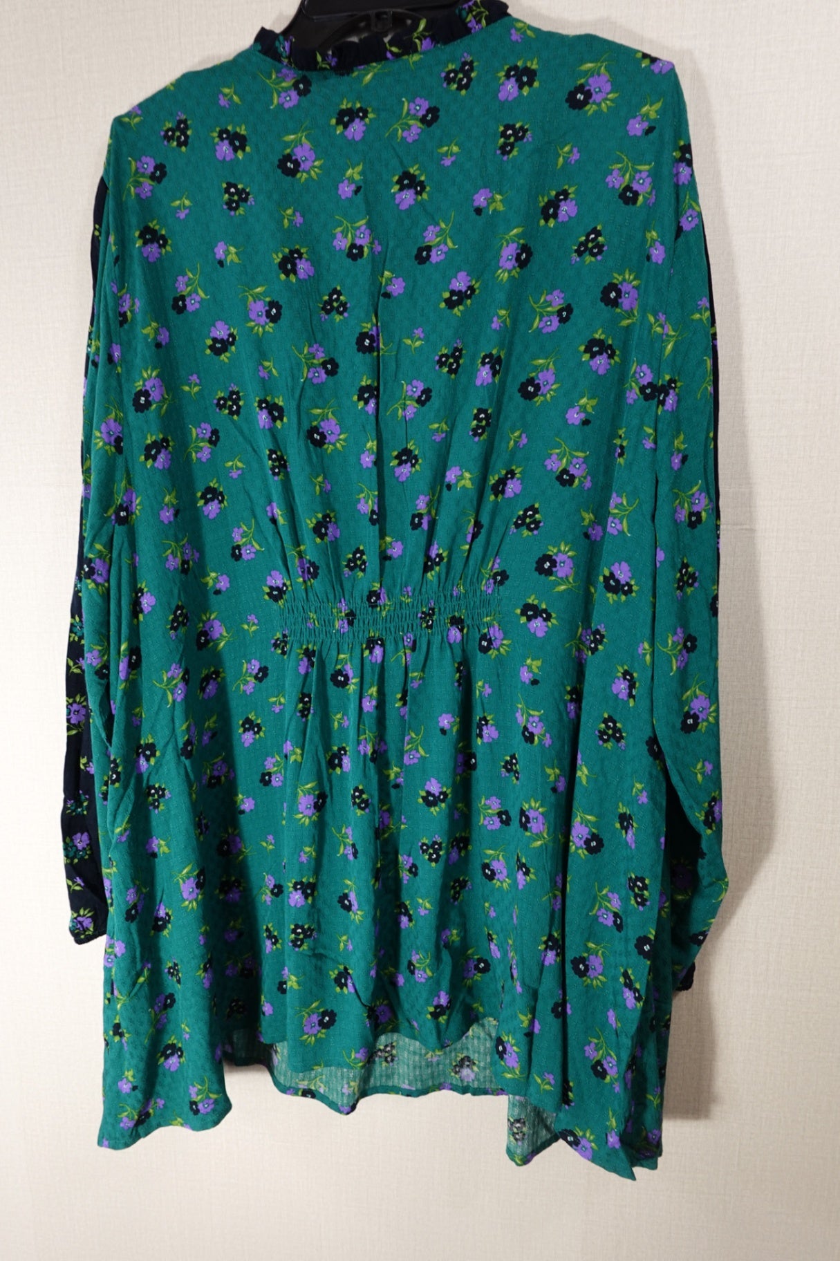 Avenue, New Long Sleeve Top, 26/28