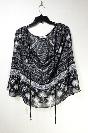 Maurices, Shawl, 2X Black and White
