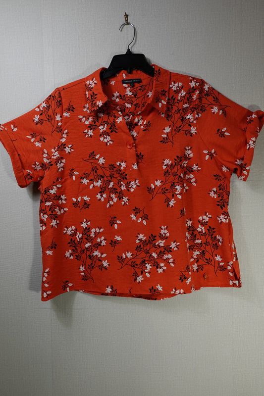 Adrienne Vittadini, Short Sleeved Top, 3X Orange with white and black floral print
