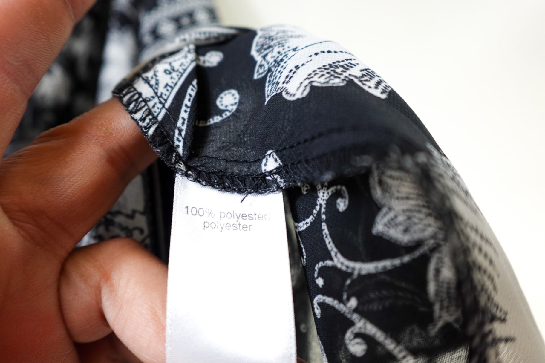 Maurices, Shawl, 2X Black and White