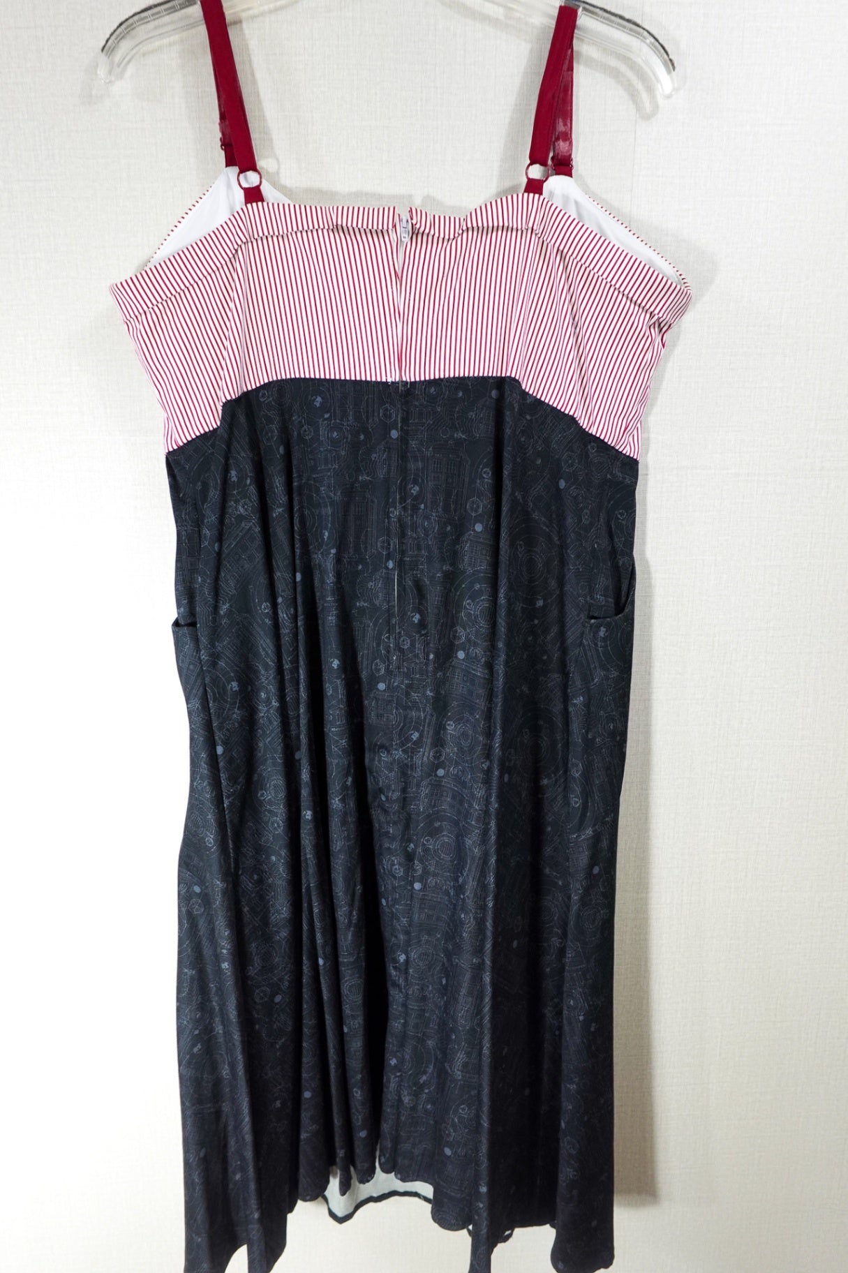 BBC For Torrid (Doctor Who), Dress W/ Pockets, 16, Dark Grey, Red, White