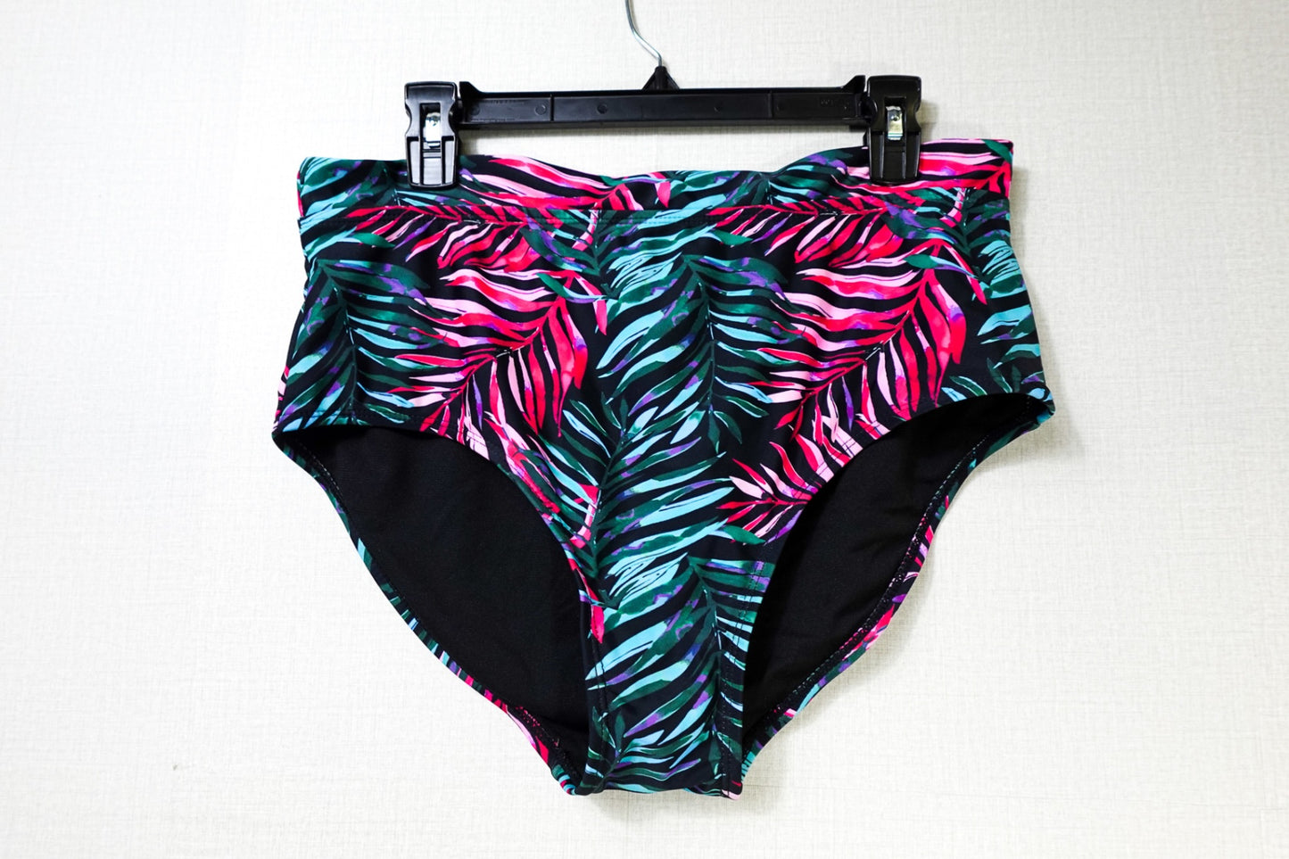 Meet.Curve, New swim bottoms, XL, Black floral
