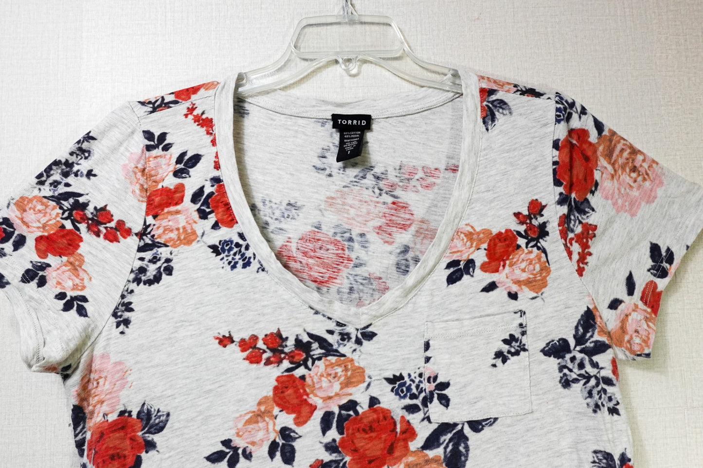 Torrid, T-Shirt Shorts Sleeve, 1X, white floral
