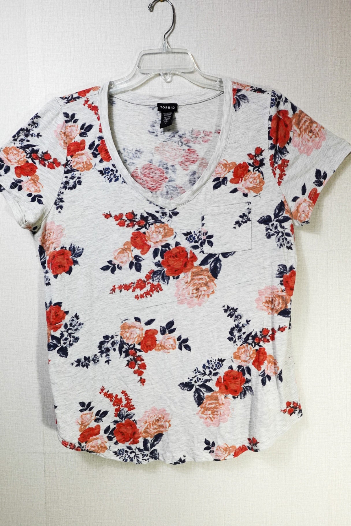 Torrid, T-Shirt Shorts Sleeve, 1X, white floral