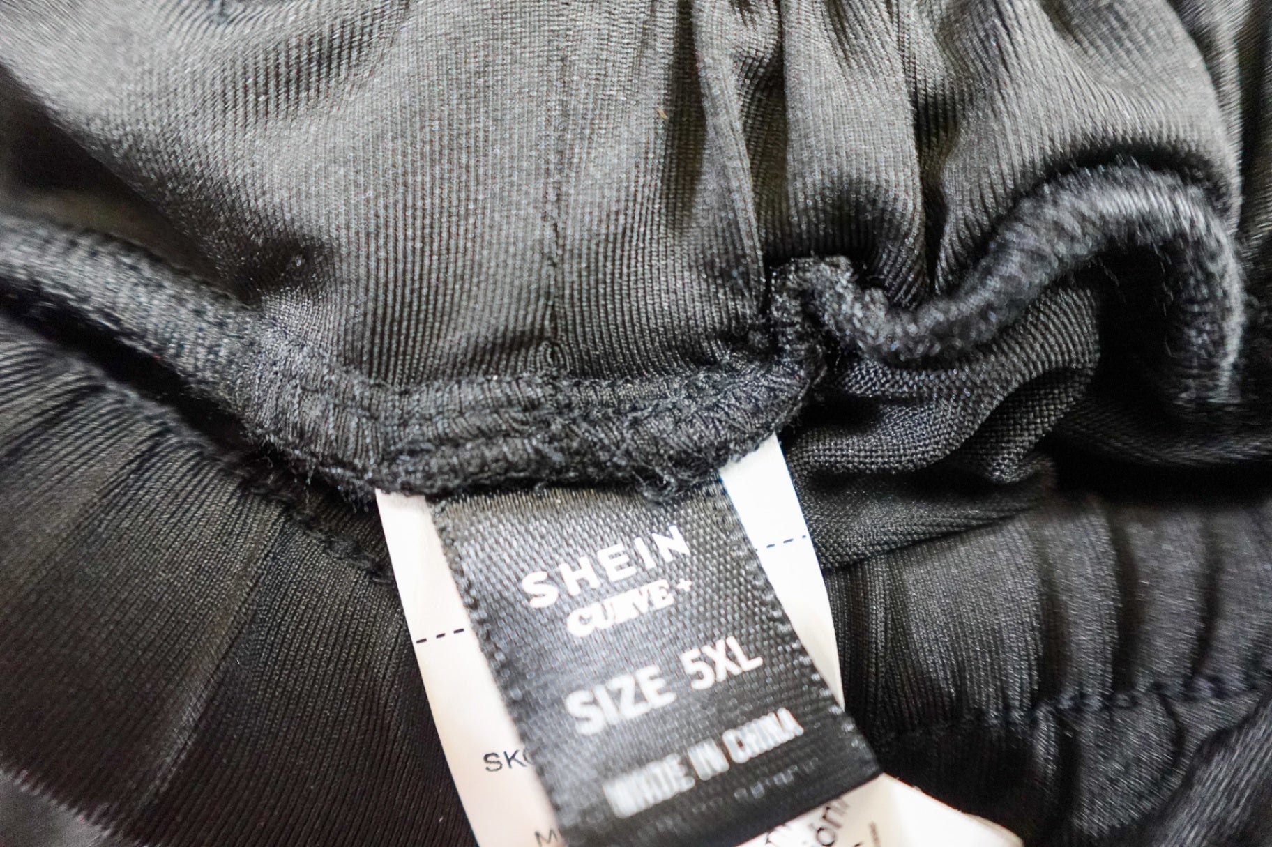 Shein , Skirt, 5XL (runs small 2x/3x), 91% polyester, 9% elastane