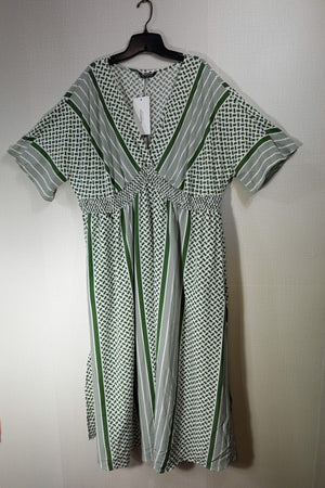 BloomChic, New Dress, 22/24 , Polyester