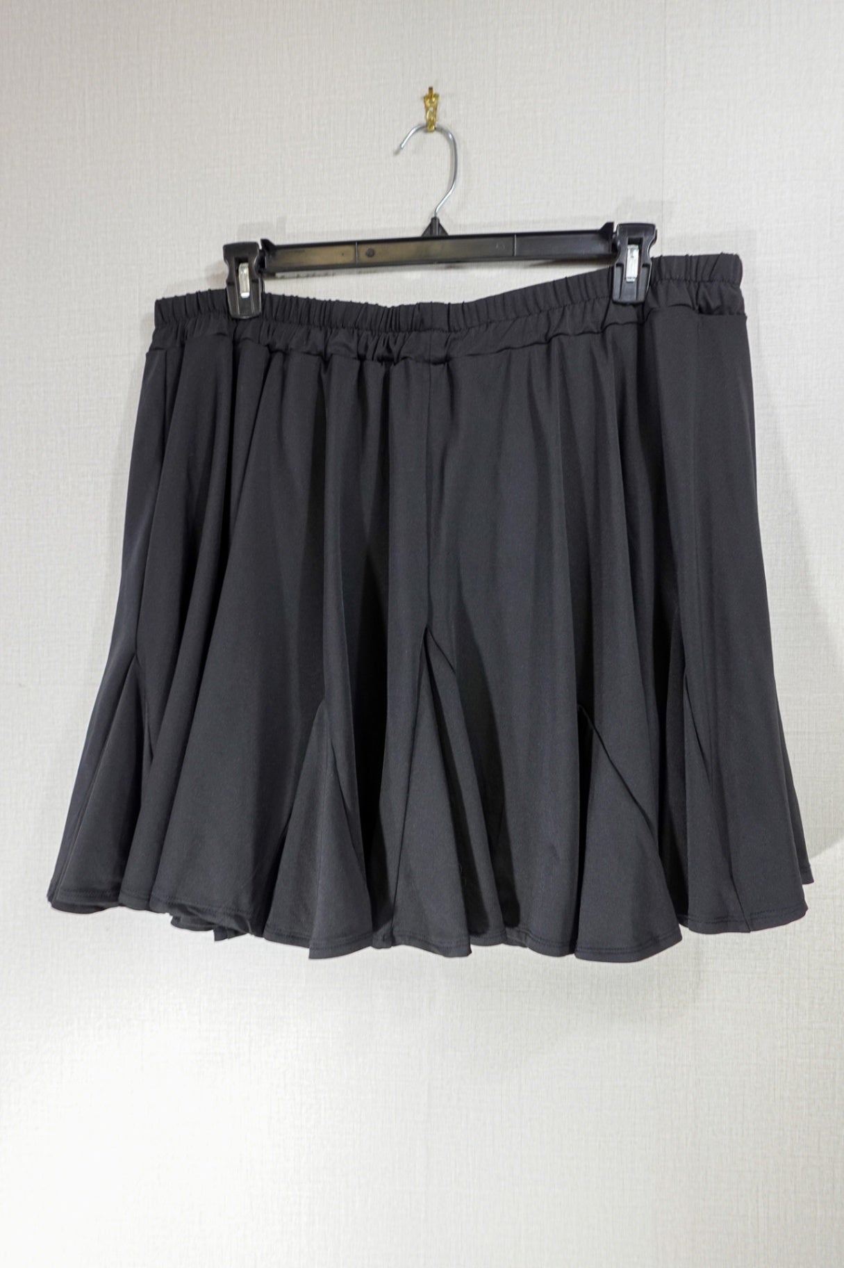 Shein , Skirt, 5XL (runs small 2x/3x), 91% polyester, 9% elastane