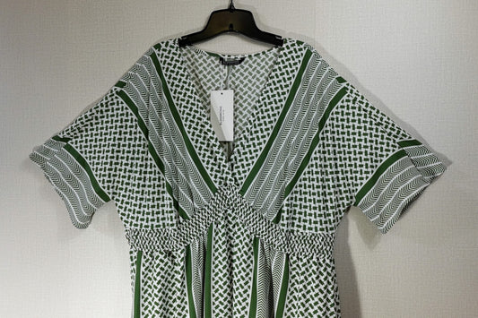 BloomChic, New Dress, 22/24 , Polyester