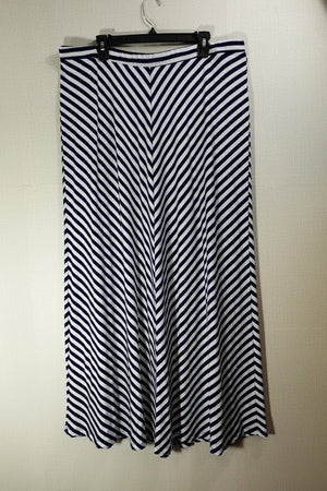 Dressbarn, Skirt, 22/24, Polyester