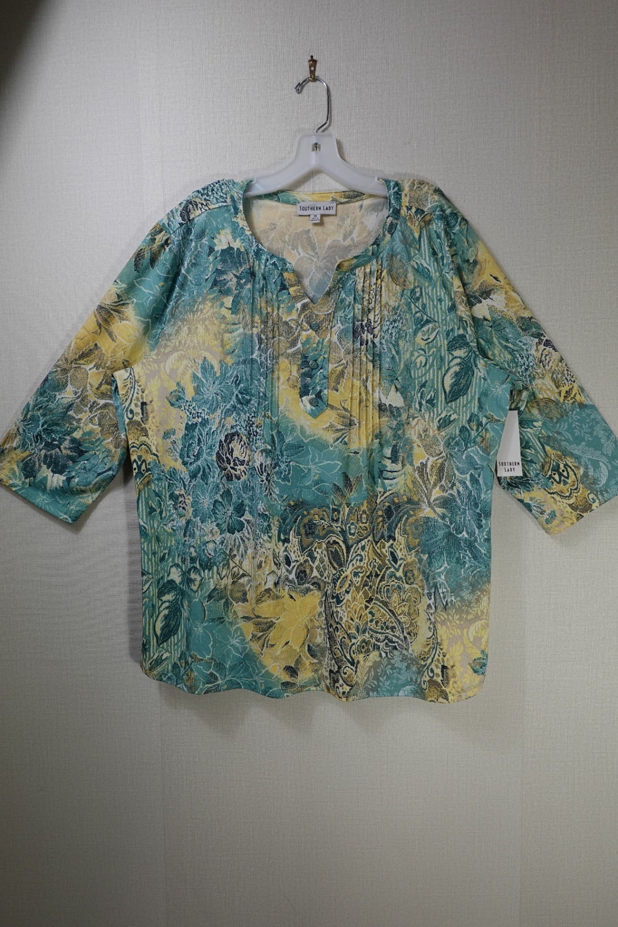 Southern Lady, New 3/4 sleeve top, 1X, Polyester, Spandex