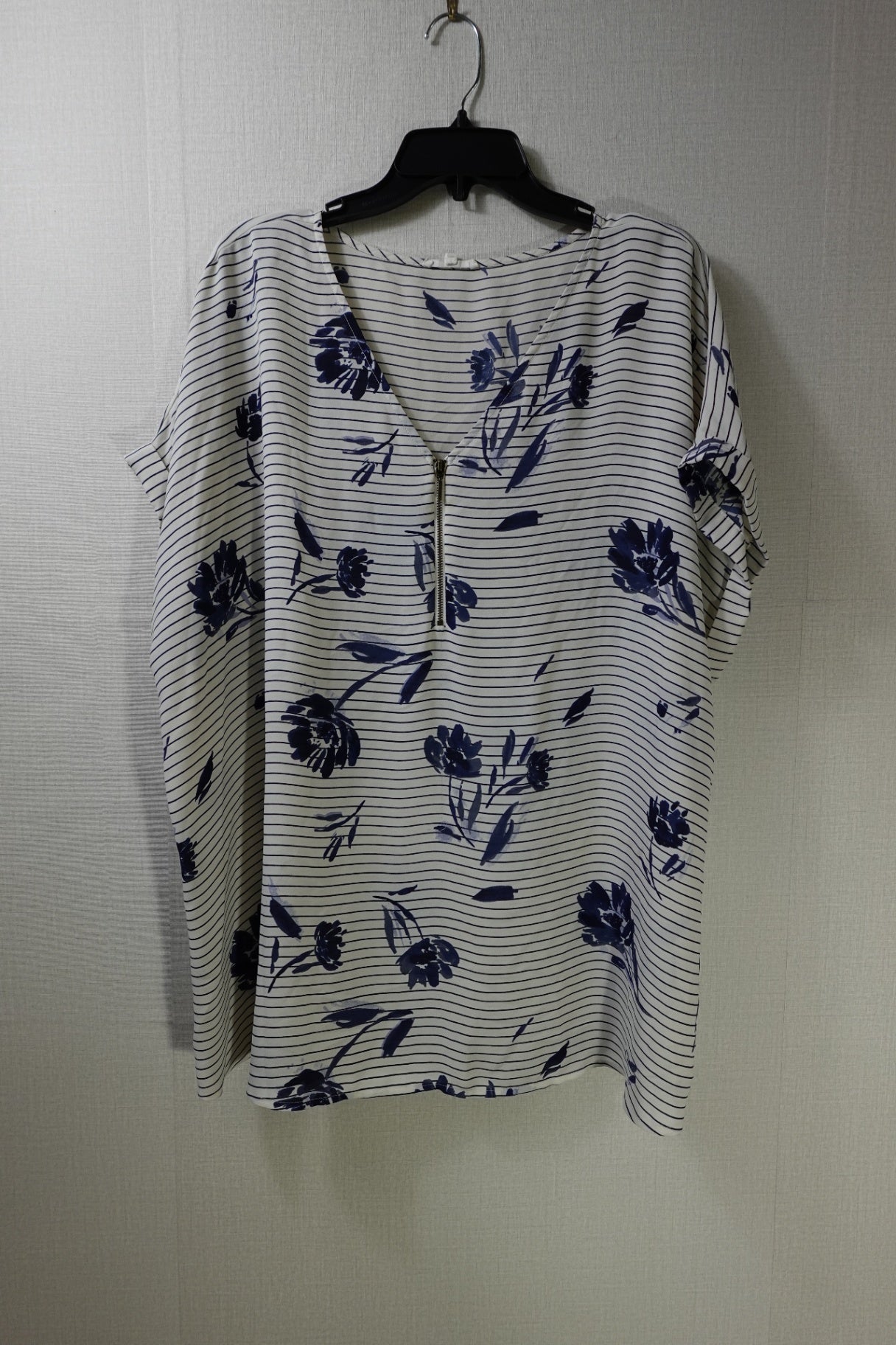 Maurices, Short Sleeved Top, 3X,
