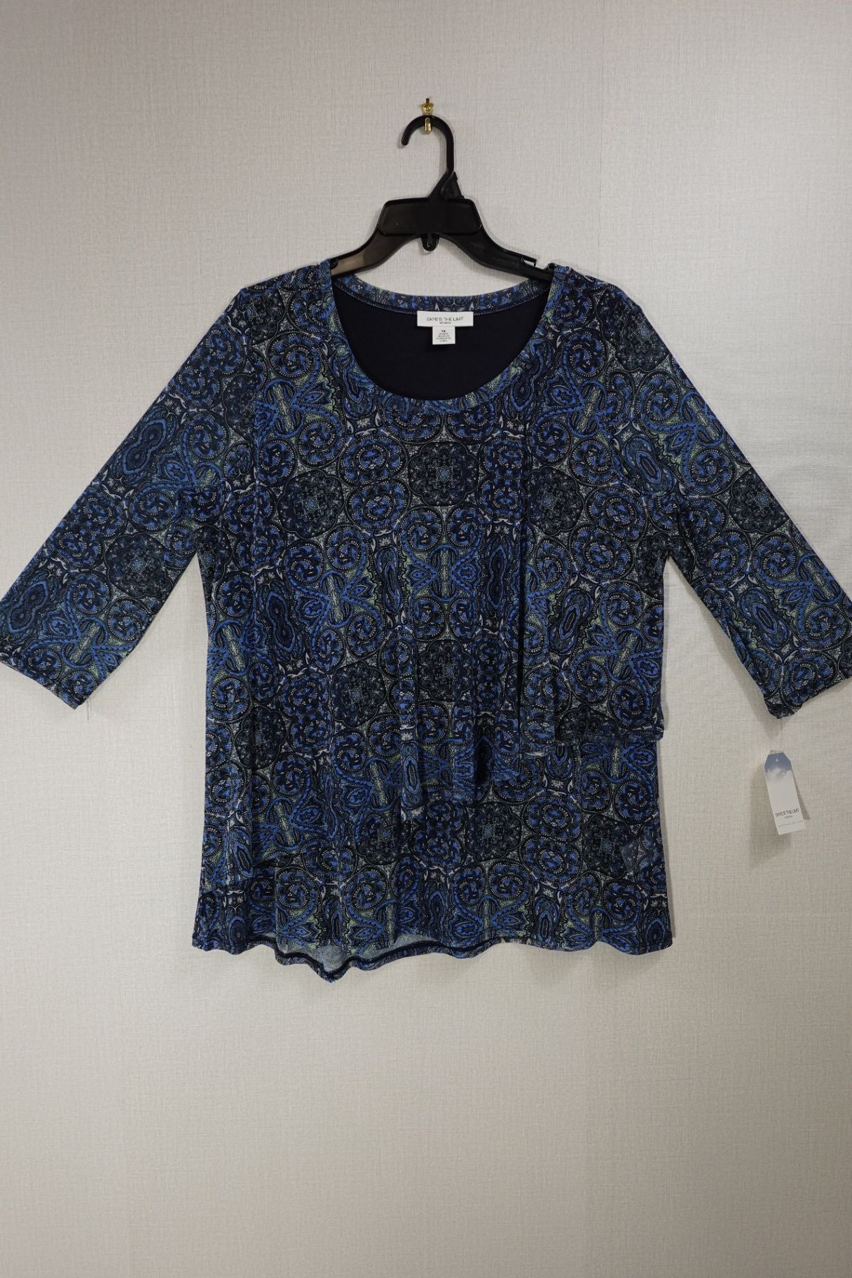 Skye's the Limit Woman, New 3/4 sleeve top, 1X, Polyester blend