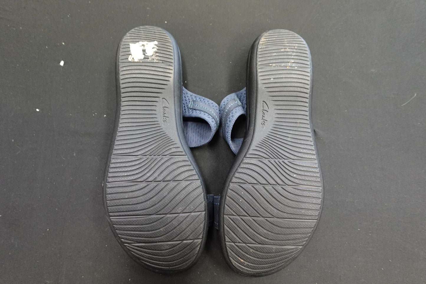 Clarks Collection, Sandals, 11, Canvas