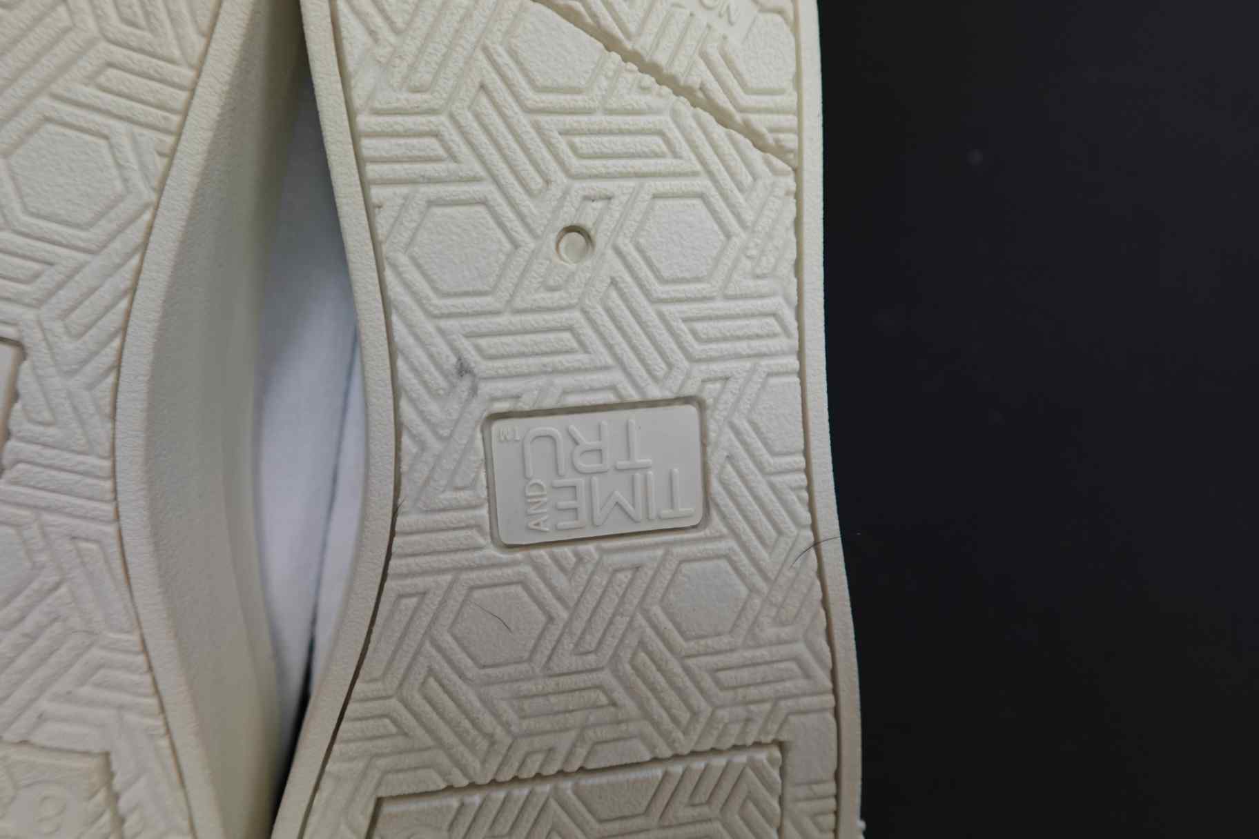 Time And Tru, Sneakers, US 8, Canvas upper