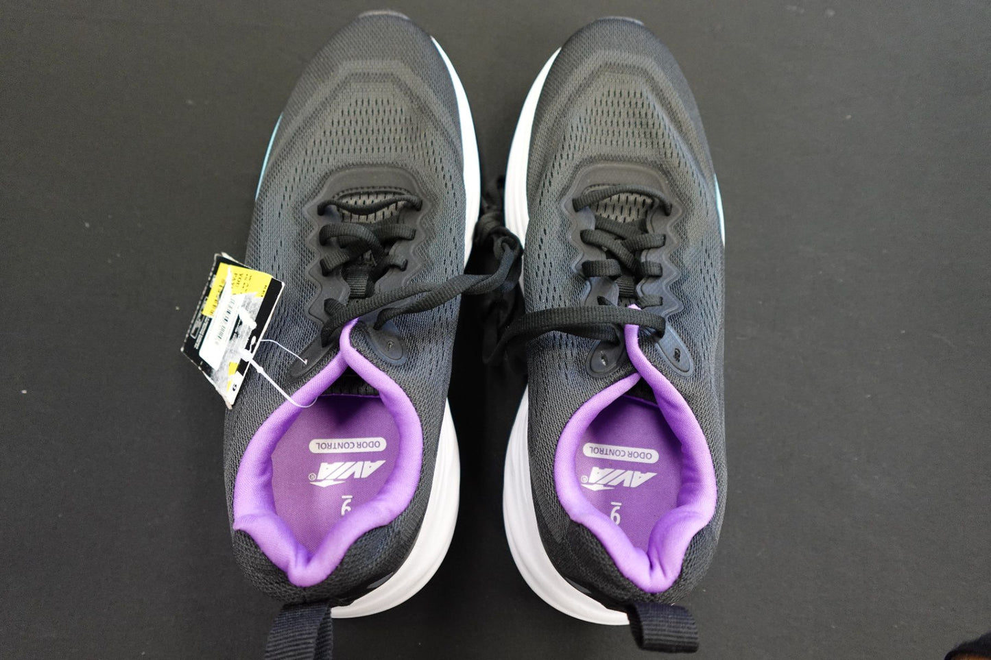 Avia, New Sneakers, 9, Lace and synthetic fabric