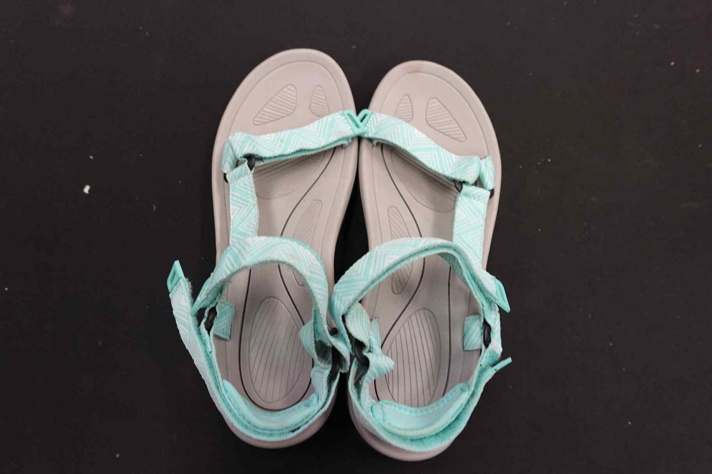 (No Label), Sandals, 9,