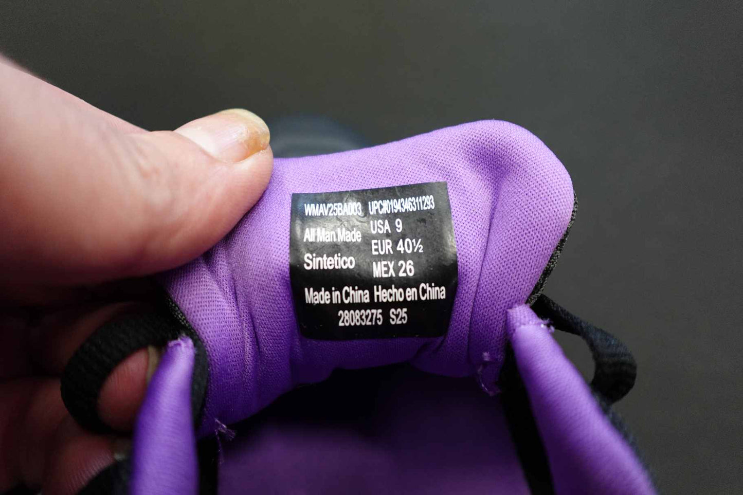 Avia, New Sneakers, 9, Lace and synthetic fabric