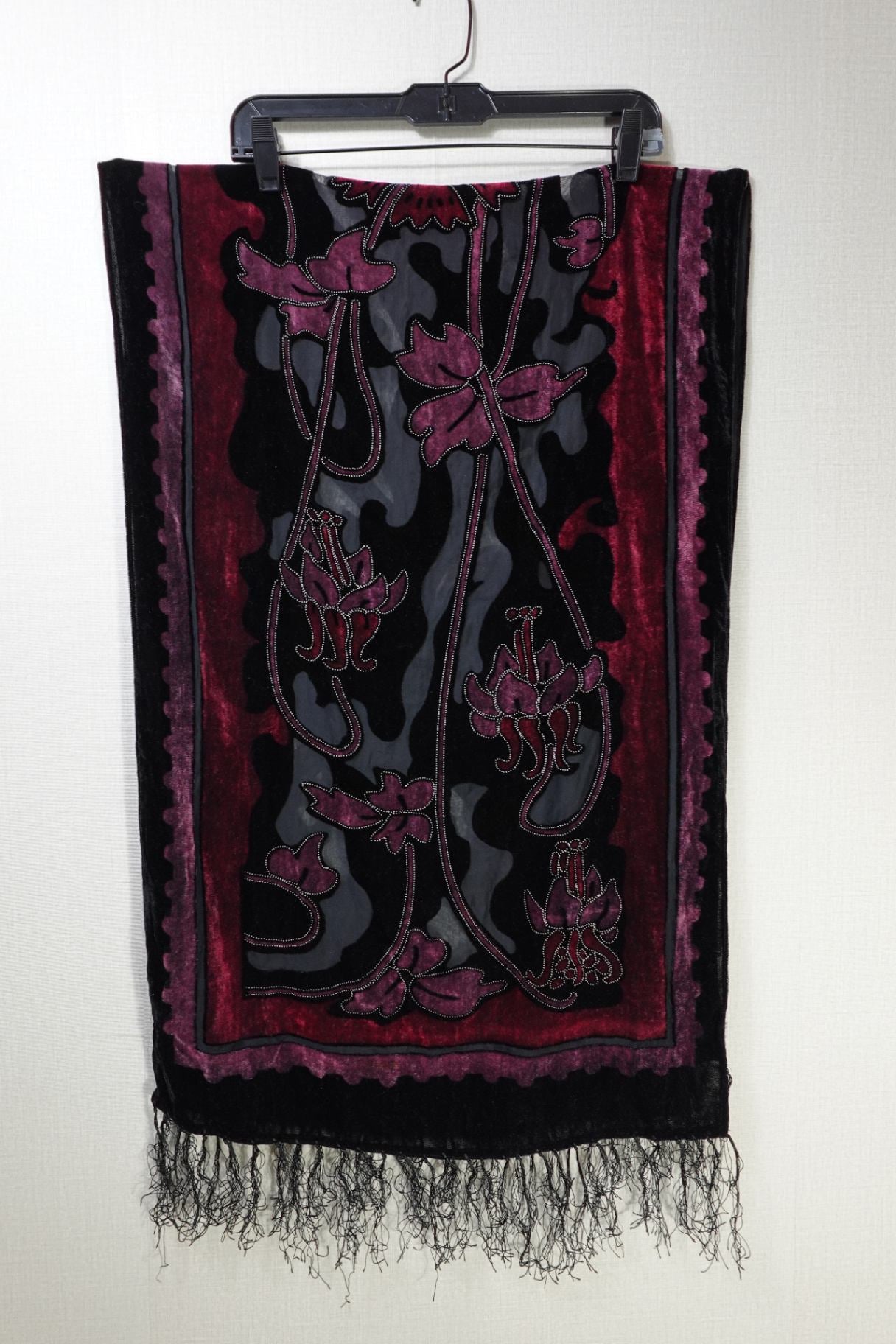 , scarf/scarves, wide oversized,