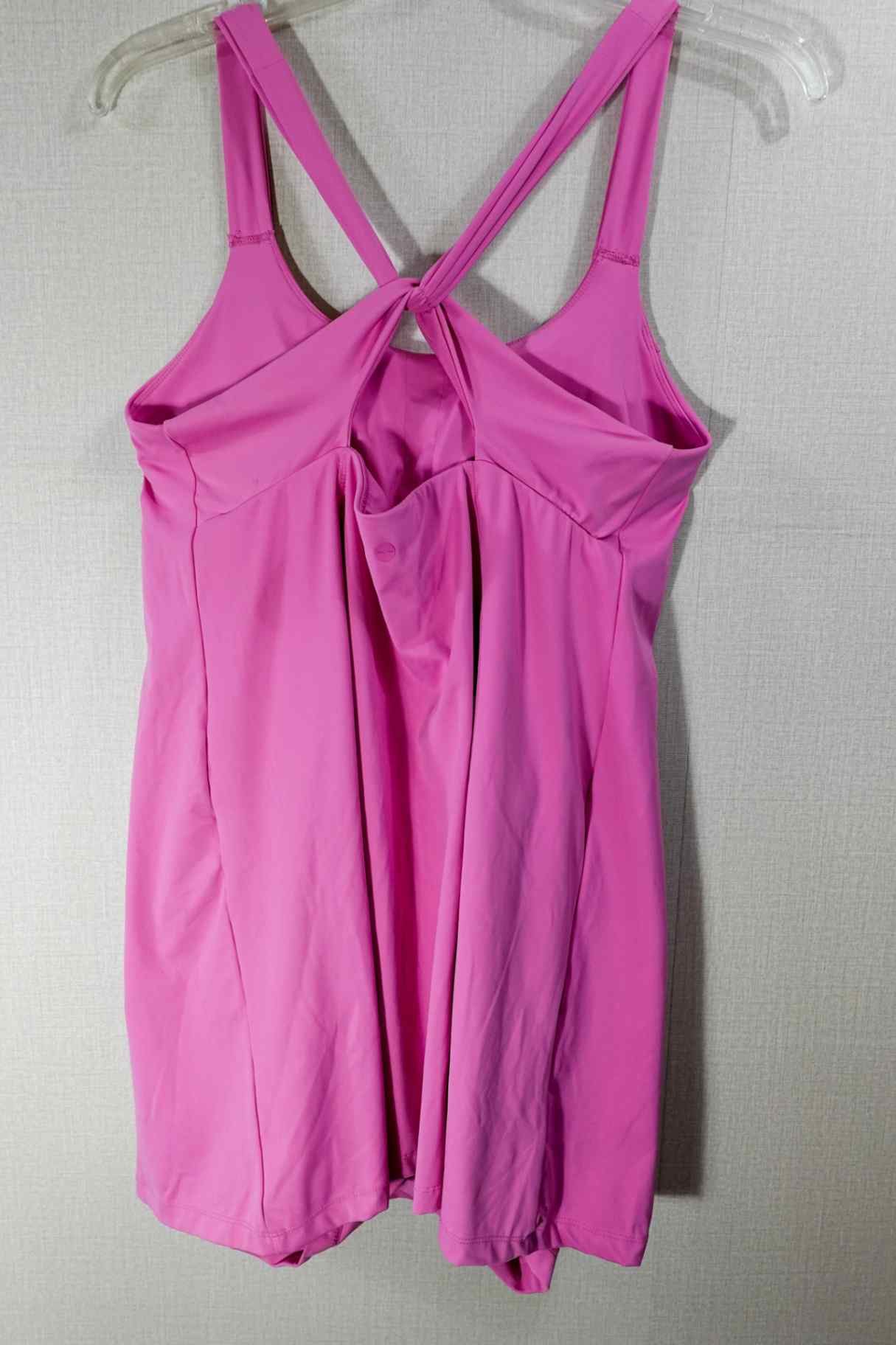 Avia, active shorts dress, 16/18, polyblend