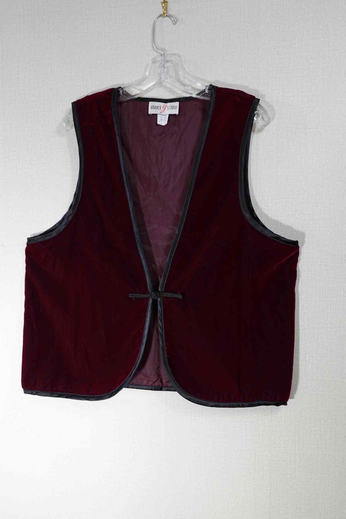 Graver Studio, Vest, 14/16, Velvet