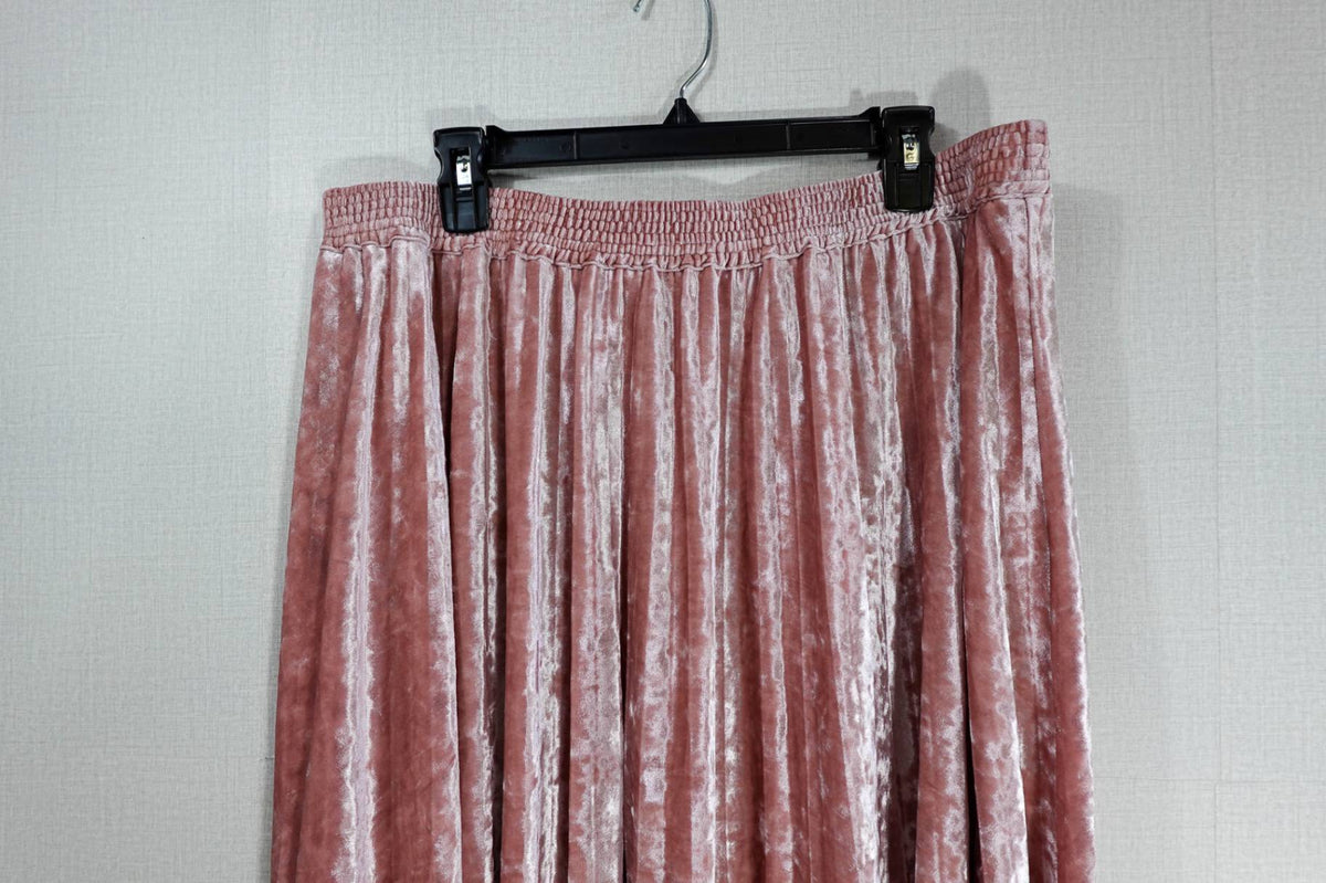 A New Day, Skirt, 2X, polyester velvet