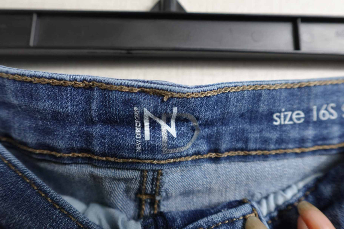 New Directions, Straight Leg Jeans, 16S, Cotton blend