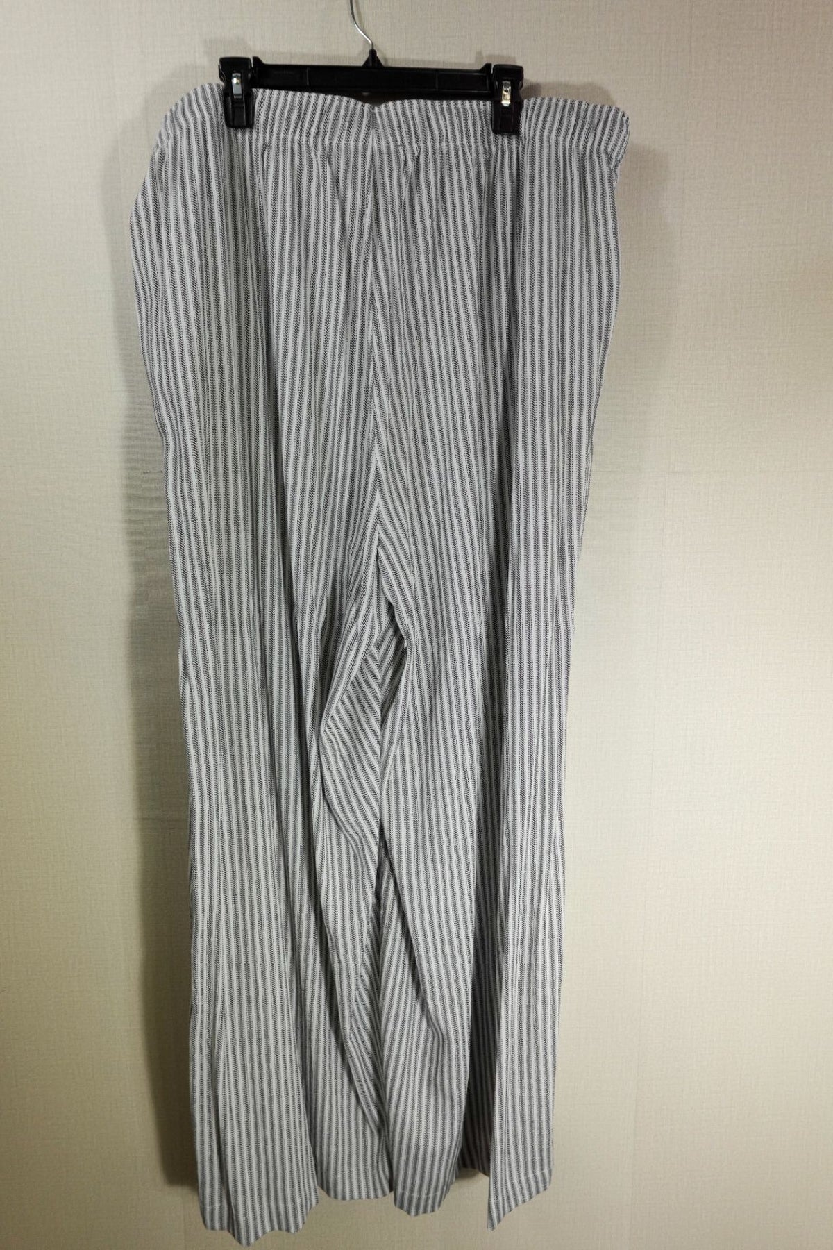Torrid, Pants Wide Leg, 3XT, Rayon, polyester