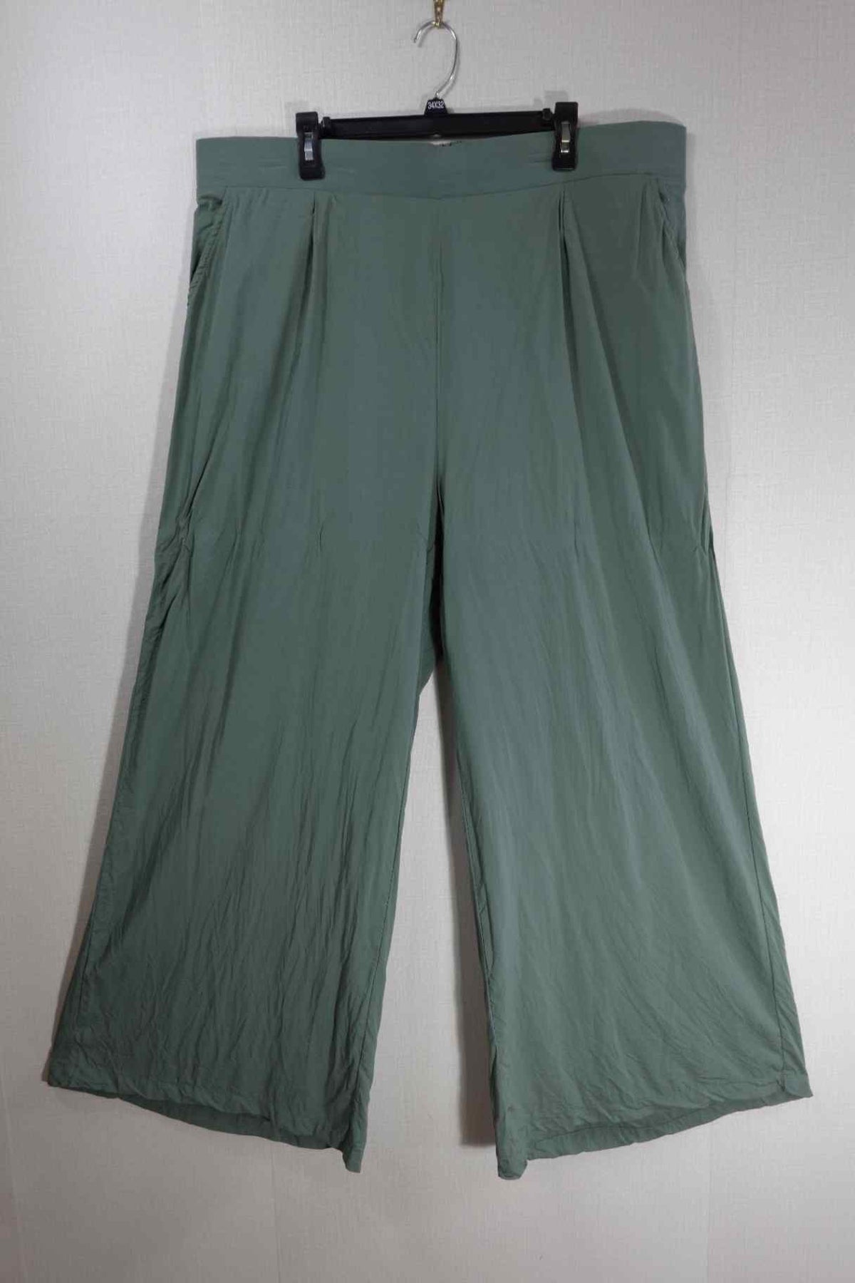 Torrid, Pants Wide Leg, 3XT, Viscose, Lyocell