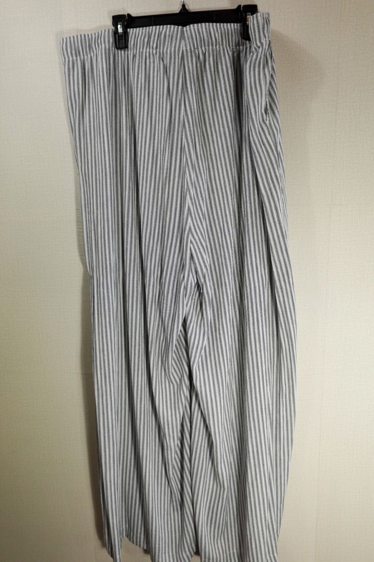 Torrid, Pants Wide Leg, 3XT, Rayon, polyester