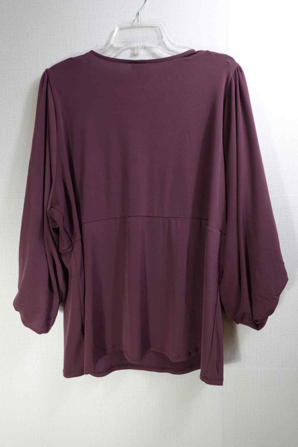 Torrid, NEW 3/4 Sleeve Top, 22/24, Polyester Blend
