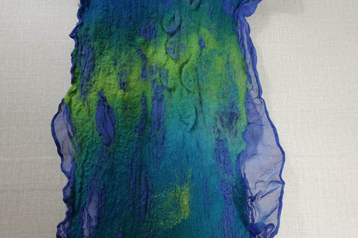 Handmade, Felted scarf, One Size, Felt