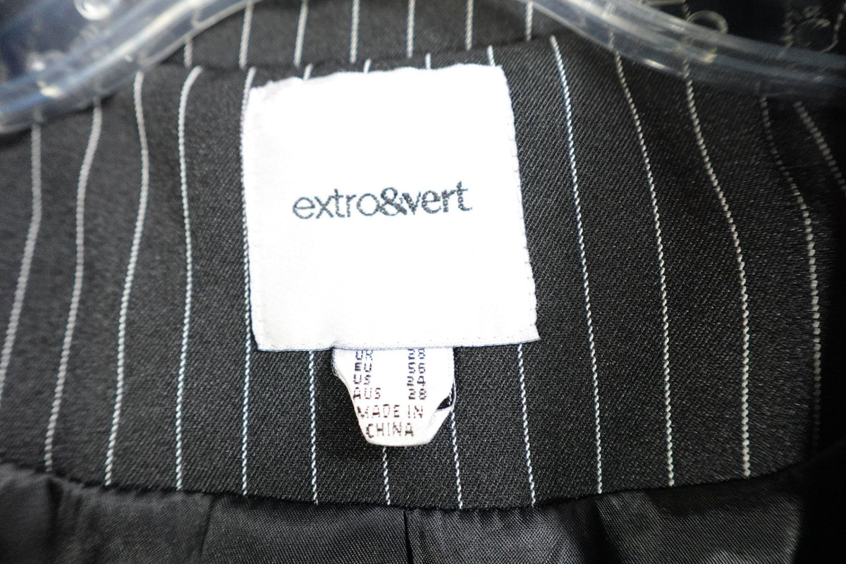 extro&vert, Pinstripe Blazer, 1X, Polyester
