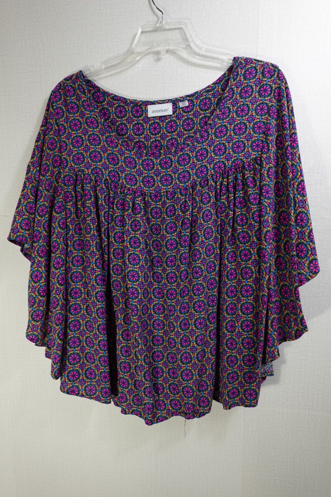 Avenue, Short Sleeve Top, 22/24, rayon