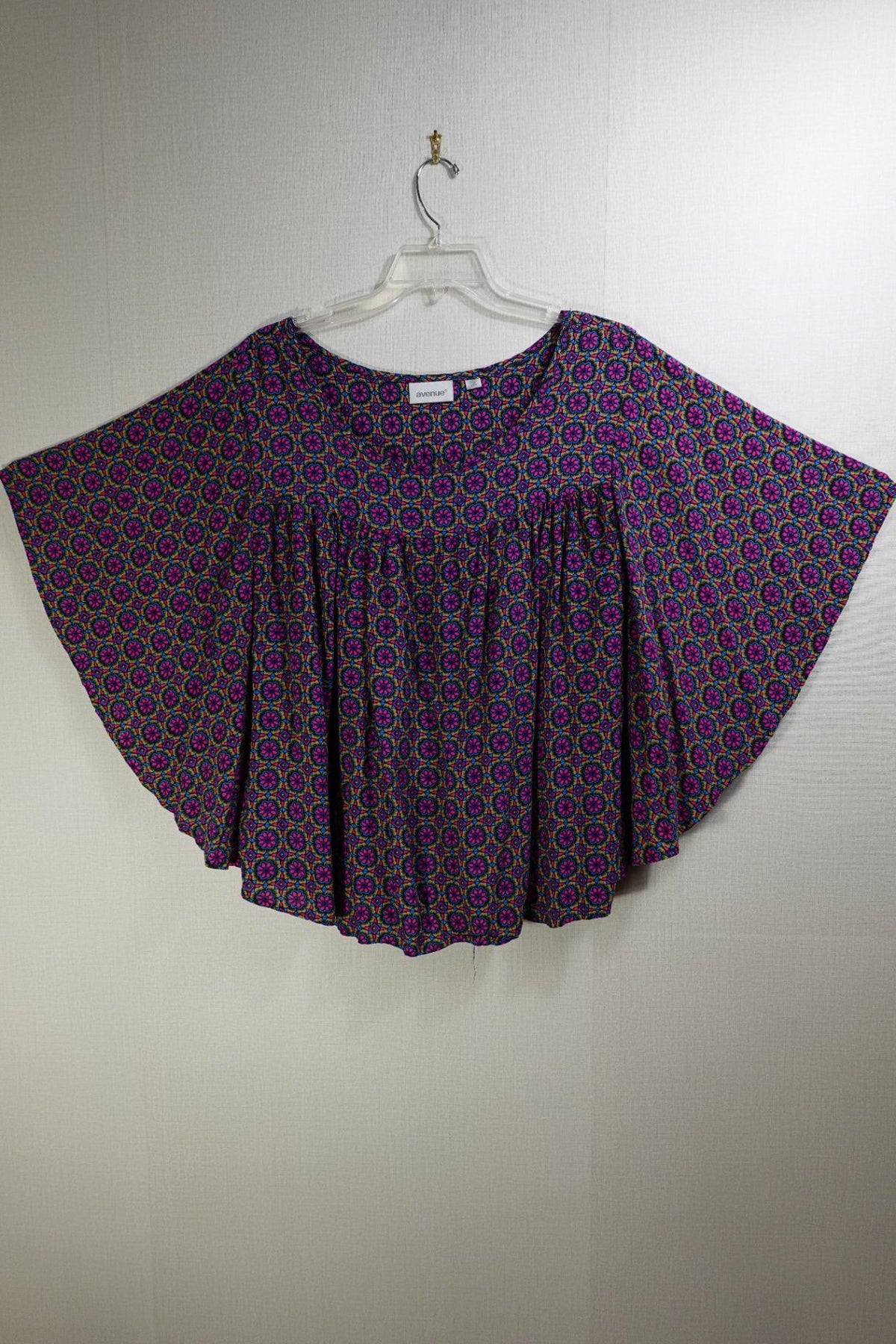 Avenue, Short Sleeve Top, 22/24, rayon