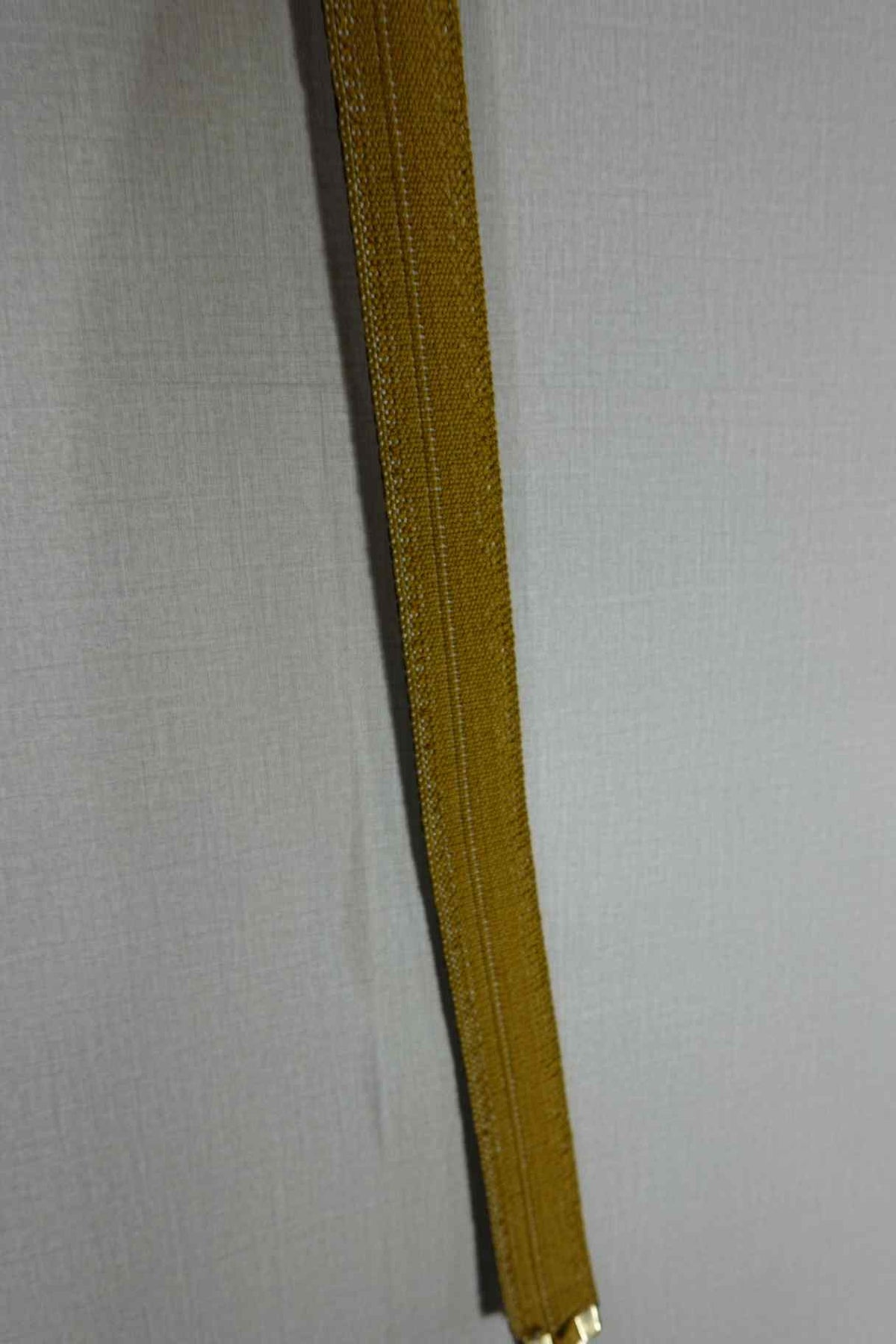 (No Label), Belt, 18/20, Metal and fabric