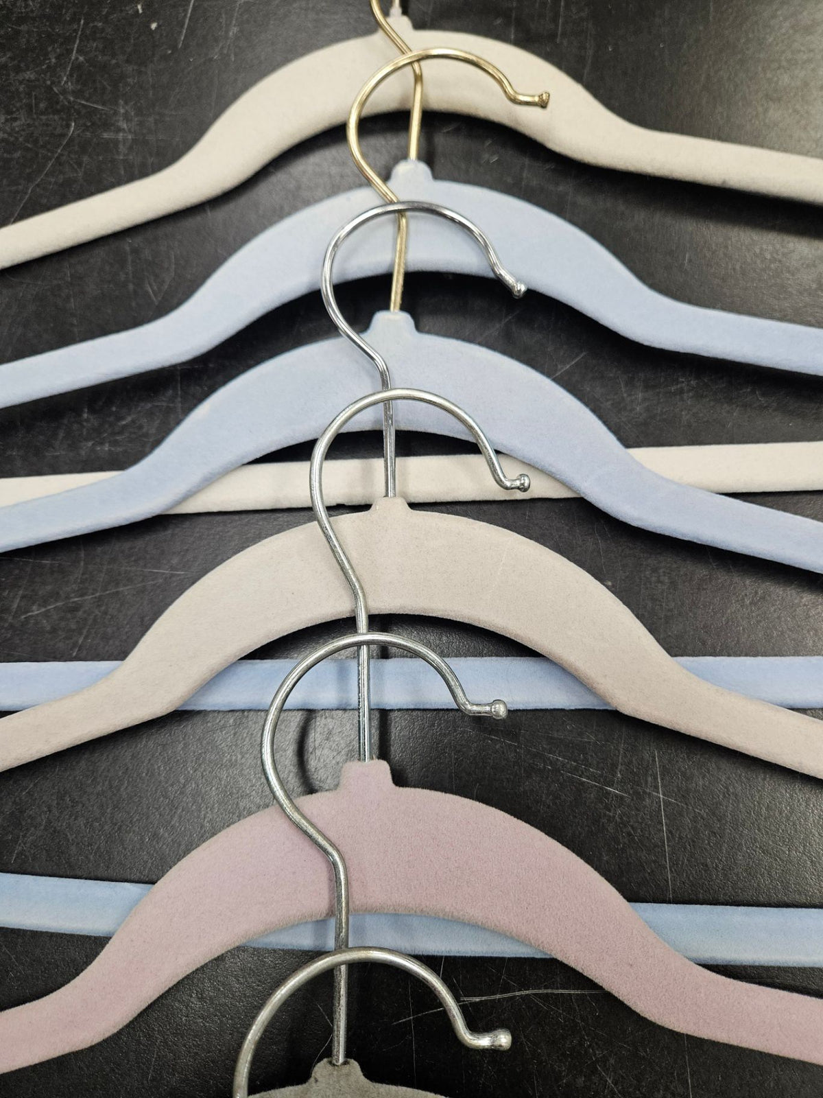 (Unbranded), Velvet Hanger Set Of Nine, Adult, Metal and Velvet