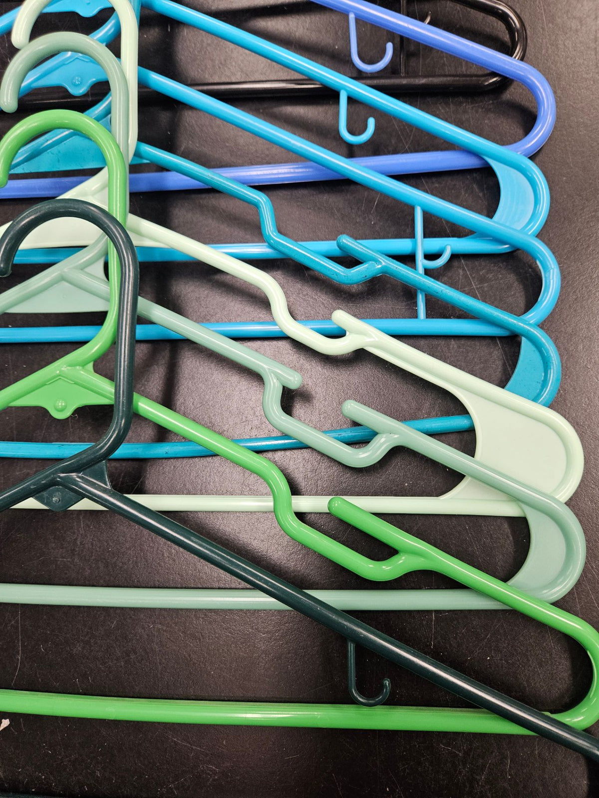 (Unbranded), Hangers (Set Of 12), Adult, plastic