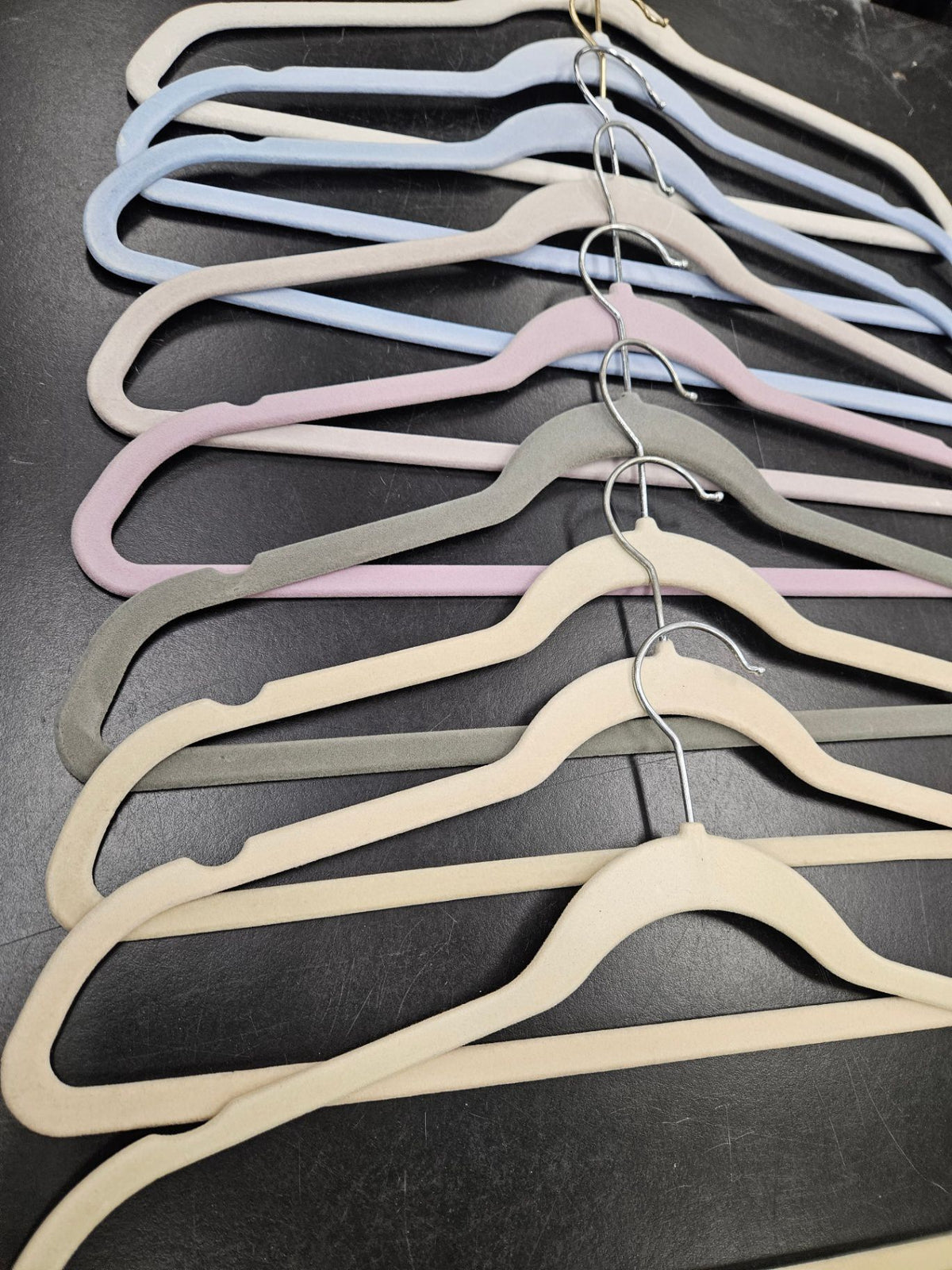 (Unbranded), Velvet Hanger Set Of Nine, Adult, Metal and Velvet